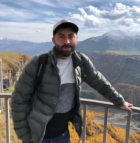 Зображення одного з членів команди, а саме Максима